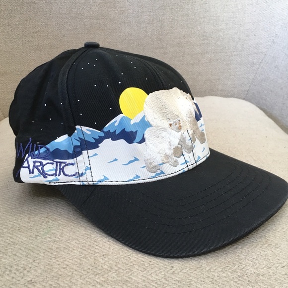 SOLD - Vintage 90’s Seaworld Polar Bear Hat - Picture 6 of 11